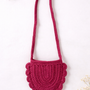 Bolso Cherry fucsia tejido a mano en crochet para niña de La Tutu