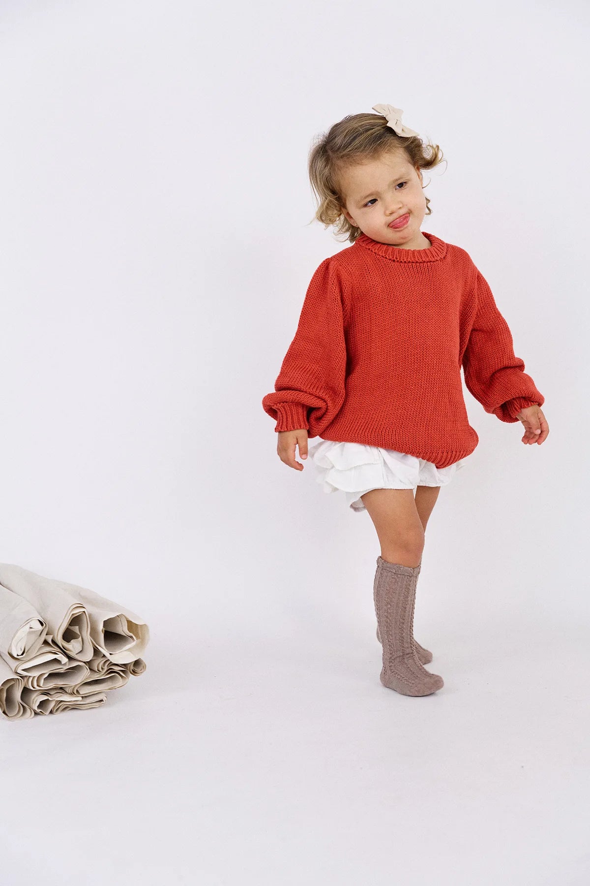 Saco Elle tejido cherry para niña en algodón – vista 2