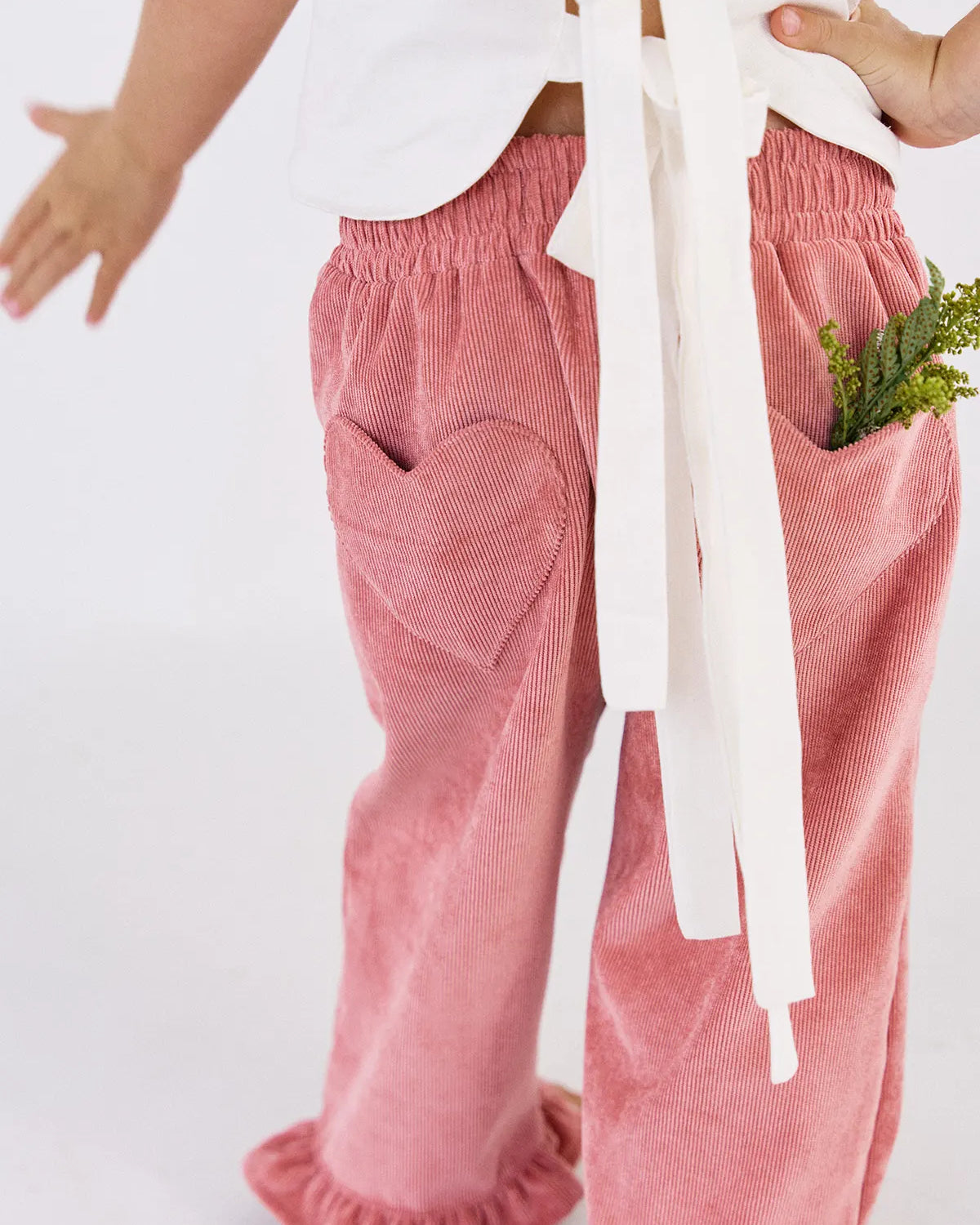 Pantalón Hearted Rose en pana