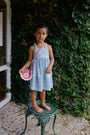 Bolso para niña flower clutch Pink tejido en crochet artesanal para niña en color rosa con flor tejida 
