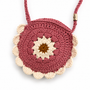 Textura del crochet hecho a mano y acabados del Bolso flower clutch Pink para niña.