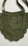detalle bolso tejido para niña en crochet 