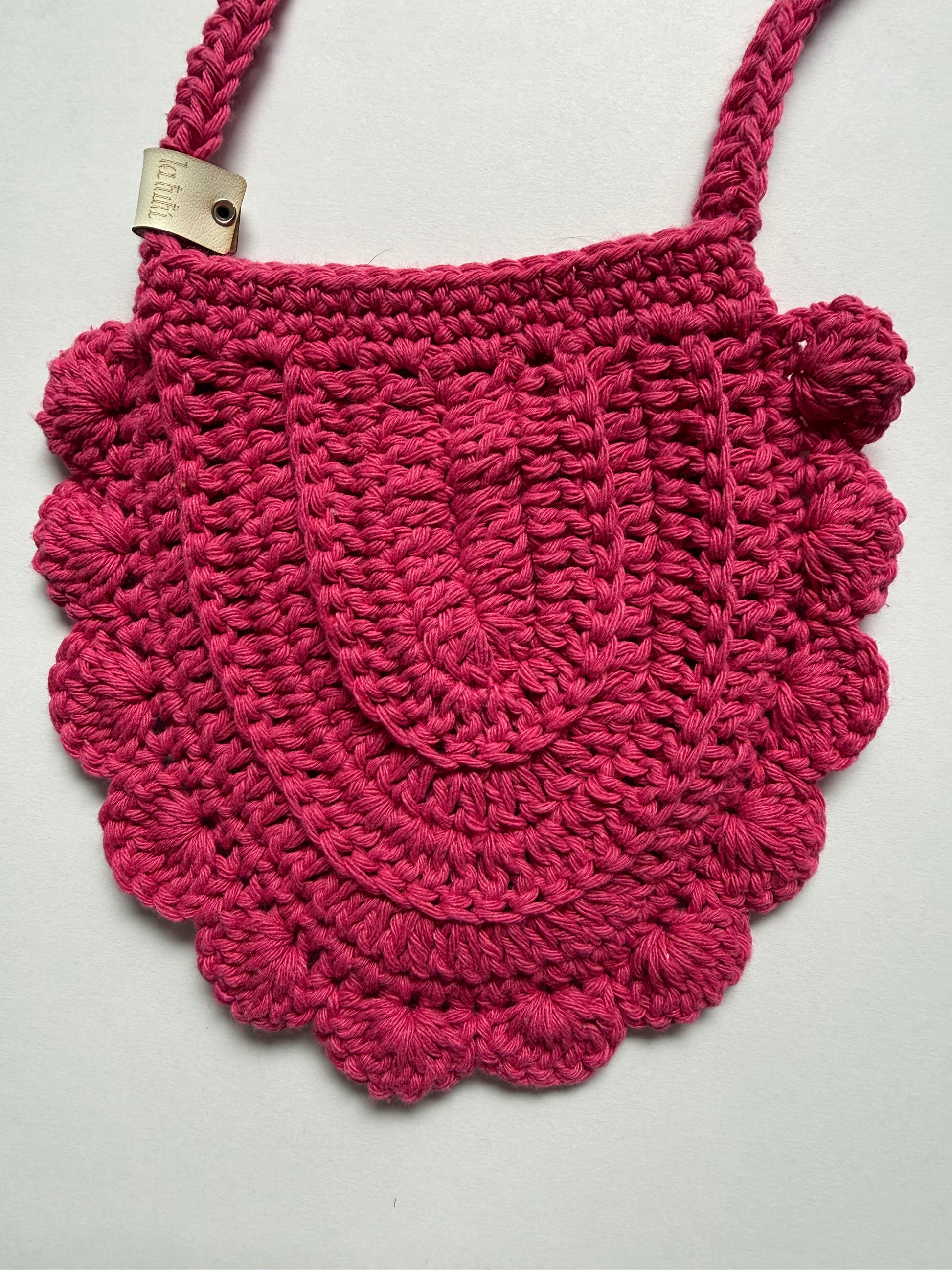 Bolso Cherry Tejido en Crochet Fucsia para Niña | La Tutú