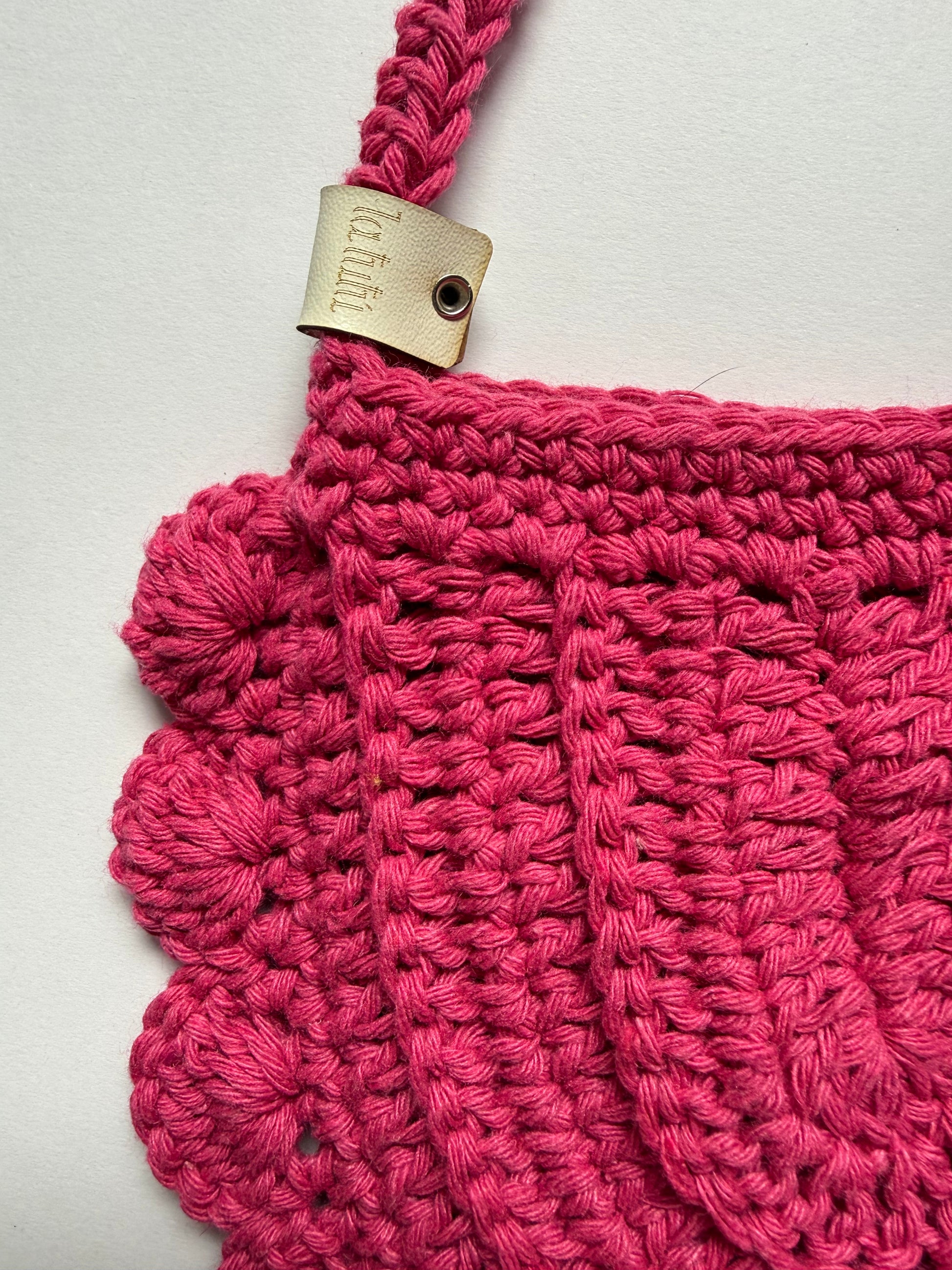 Bolso Cherry Tejido en Crochet Fucsia para Niña | La Tutú