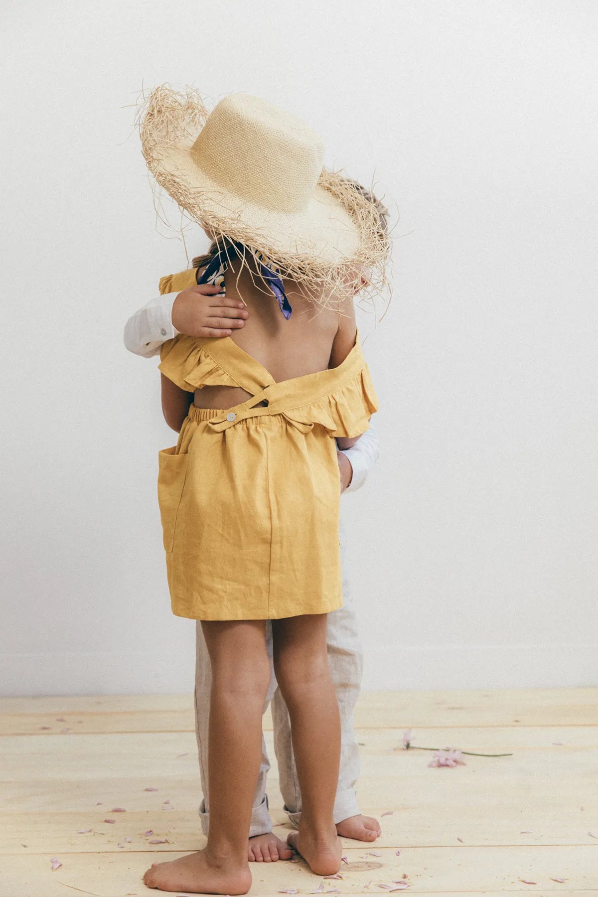 Vestido Oli en Lino Mostaza